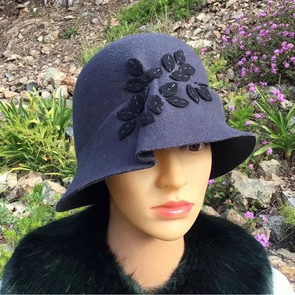 New Cloche Hat 100% wool felt charcoal tone with flowers Giovanni New York